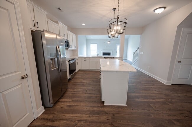 Building Photo - Carolina Crossing