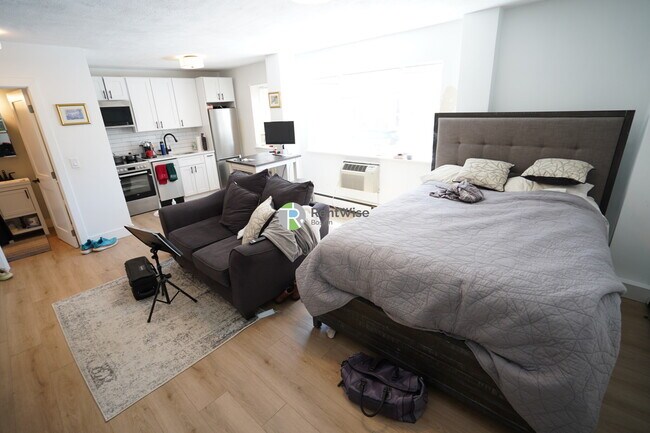 Foto del edificio - 740 E 7th St