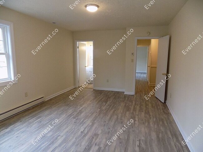 Foto del edificio - 114 Druid Dr