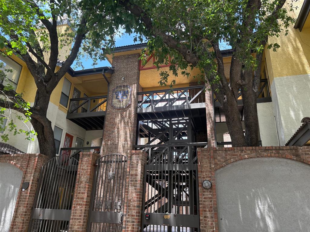 Foto principal - 806 W 24th St