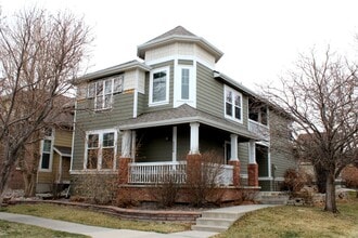Building Photo - 5250 Corbett Dr