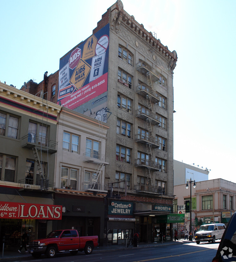 Building Photo - The Hillsdale