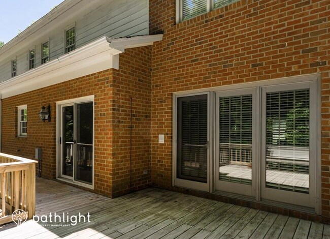 Building Photo - 8 Dunkirk Pl, Greensboro, NC, 27410