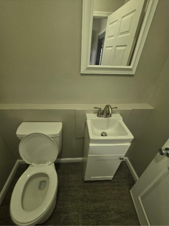 Building Photo - 492 E Markison Ave