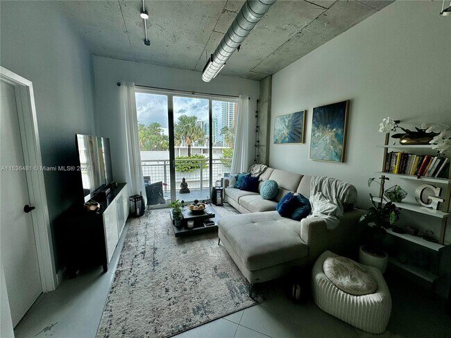 Foto del edificio - 2001 Biscayne Blvd