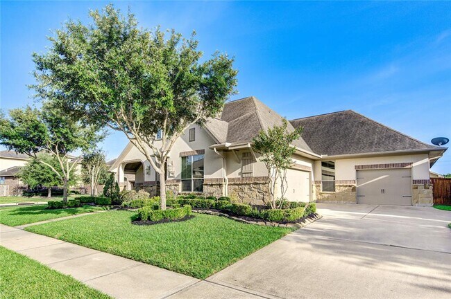 Building Photo - 23531 Bellina Dr