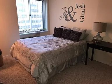 bedroom - 211 E Ohio St