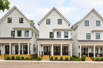 Building Photo - 508 Hobson Chapel Pl