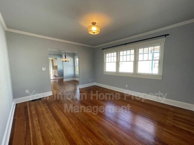 Building Photo - 228 Mayson Ave NE