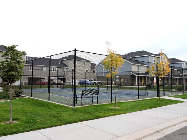canchas de pickleball - 694 E 355 N