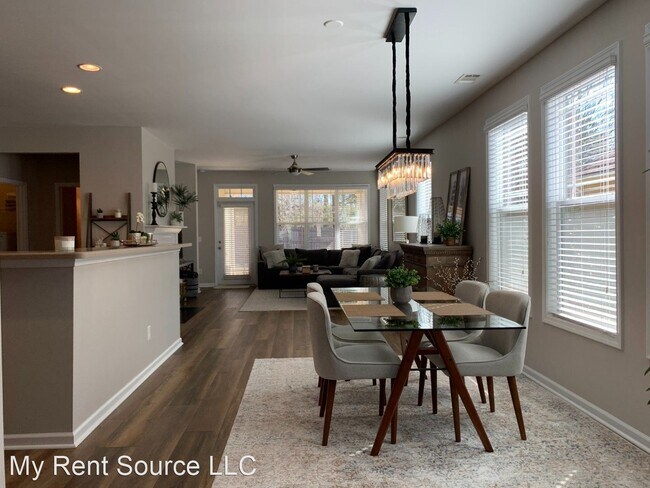 Building Photo - 3 br, 2.5 bath House - 100 Creekside Way