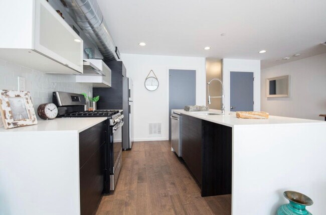 Foto del edificio - 1436 N 7th St