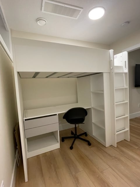 Photo du bâtiment - 8717-8110 110 St NW