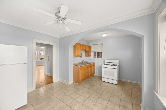 Foto del edificio - 5041 W 18th St