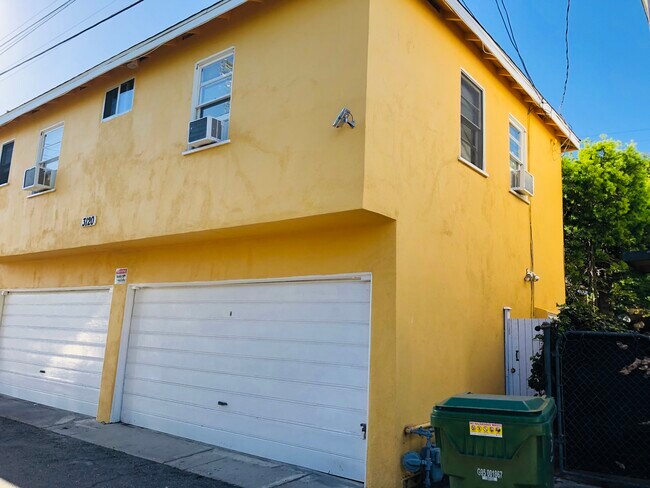 parking garage - 3116 Colorado Ave
