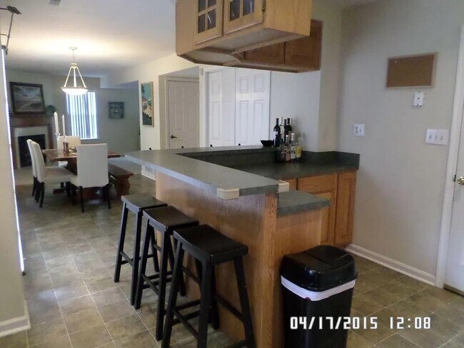 Foto del edificio - 1412 E Upland Dr