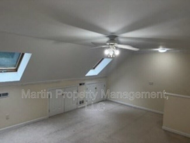 Foto del edificio - 179 Littleton Rd