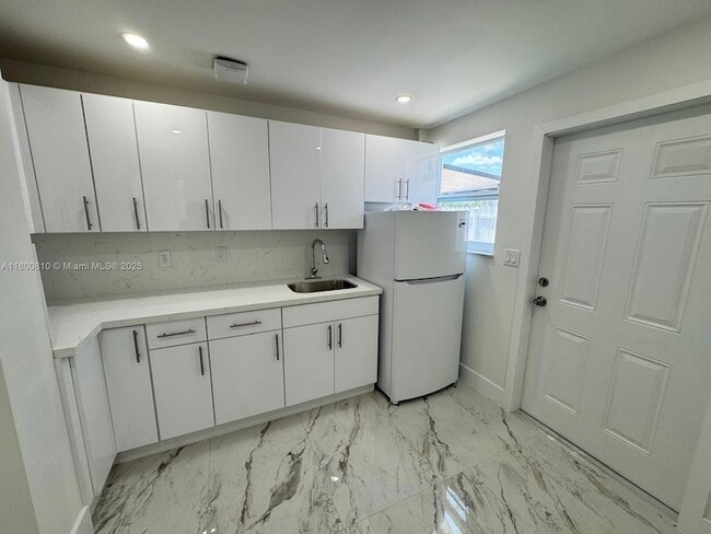 Foto del edificio - 11000 SW 47th Terrace