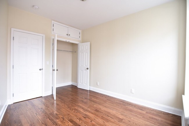 Building Photo - 282 W 115th St