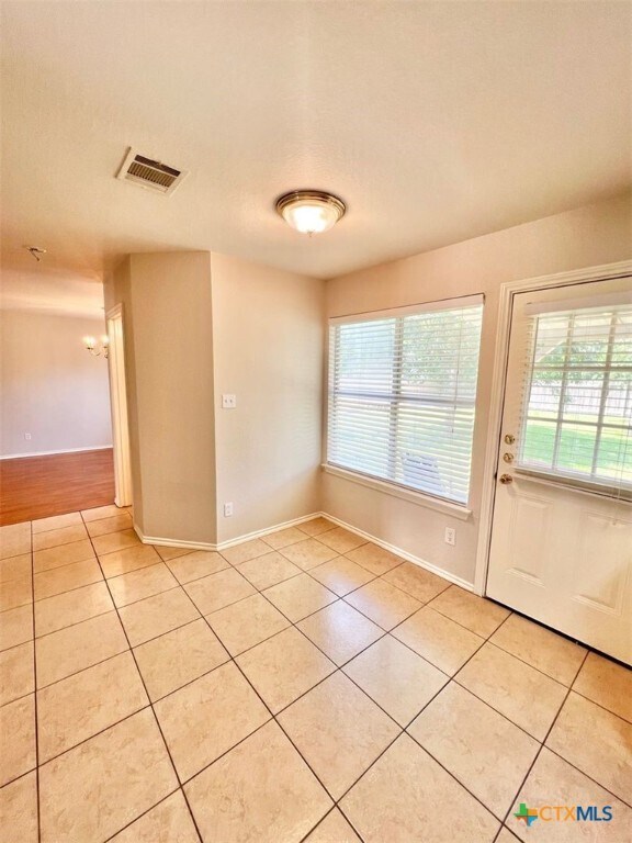 Foto del edificio - 106 Finch Ln