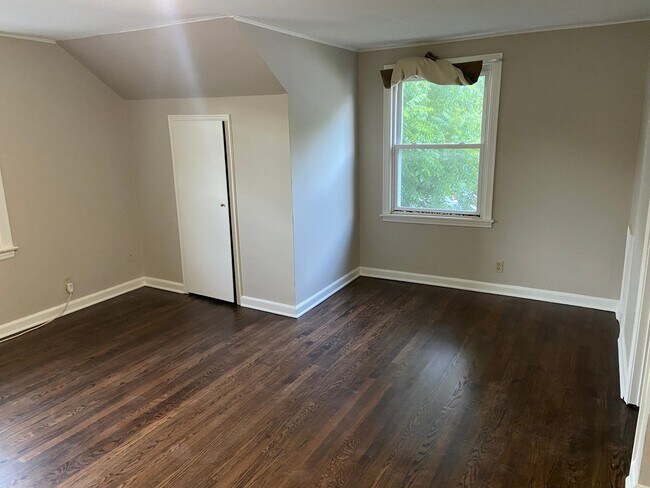 Foto del edificio - 605 W Mechanic St