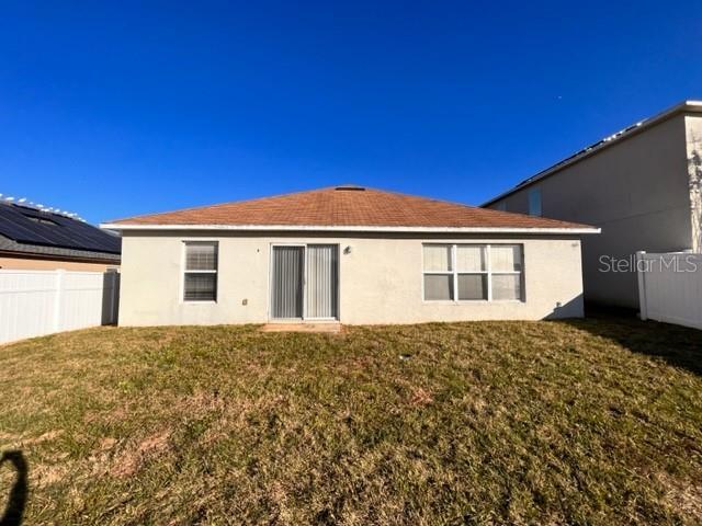 Building Photo - 664 Canna Dr