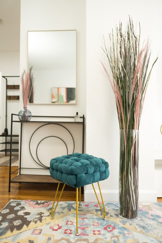 Building Photo - 222 E 104th St