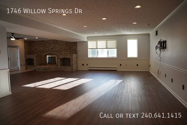 Foto del edificio - 1746 Willow Springs Dr