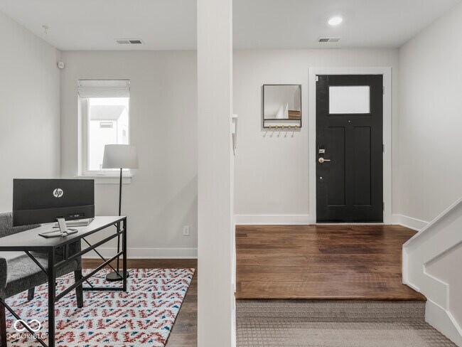 Foto del edificio - 1533 Tannery Way