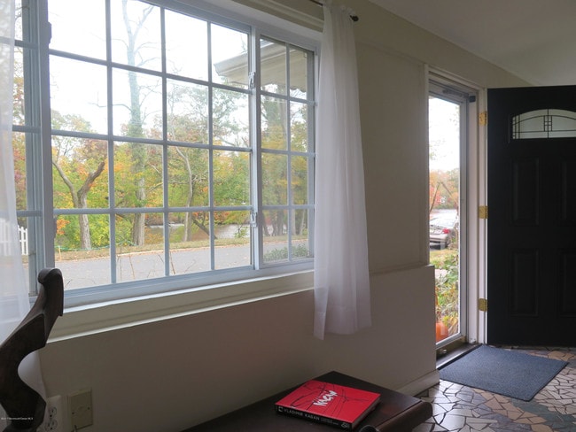 Foto del edificio - 1404 N Wanamassa Dr