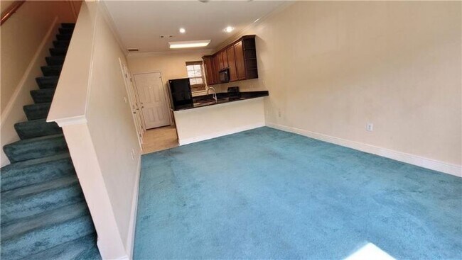 Building Photo - 4512 Pontchartrain Dr