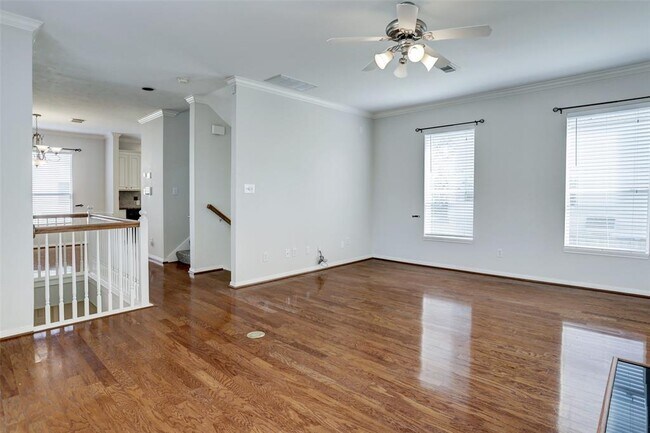 Foto del edificio - 2349 Jackson St