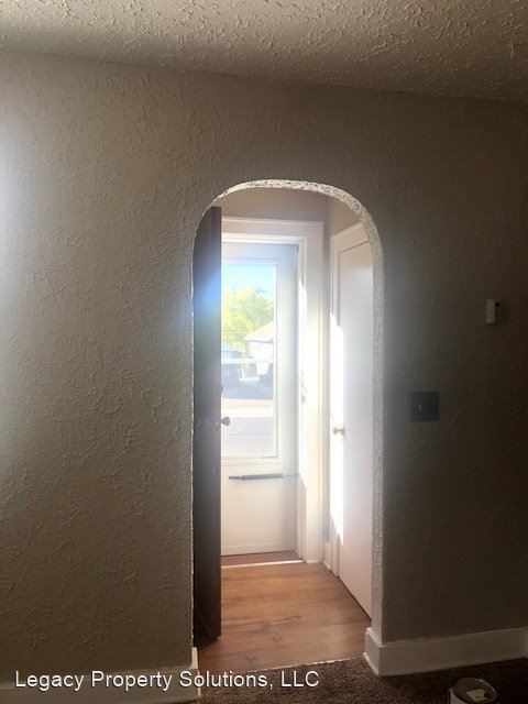 Foto del edificio - 2 br, 1 bath House - 2110 E. 13th Street U...
