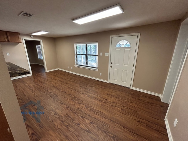 Building Photo - 2417 Co Rd 3778