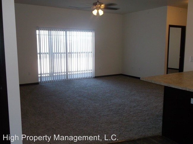 Foto del edificio - 2 br, 1 bath Apartment - 150 Rapids Square