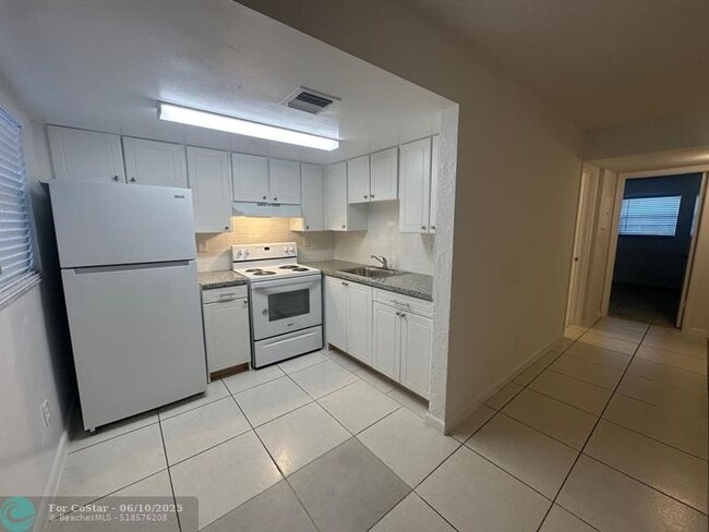 Foto del edificio - 6001 NW 7th St