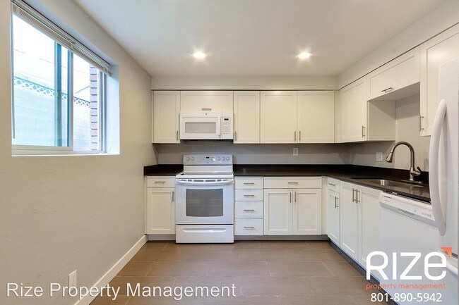 Foto del edificio - 356 Wilson Ave S
