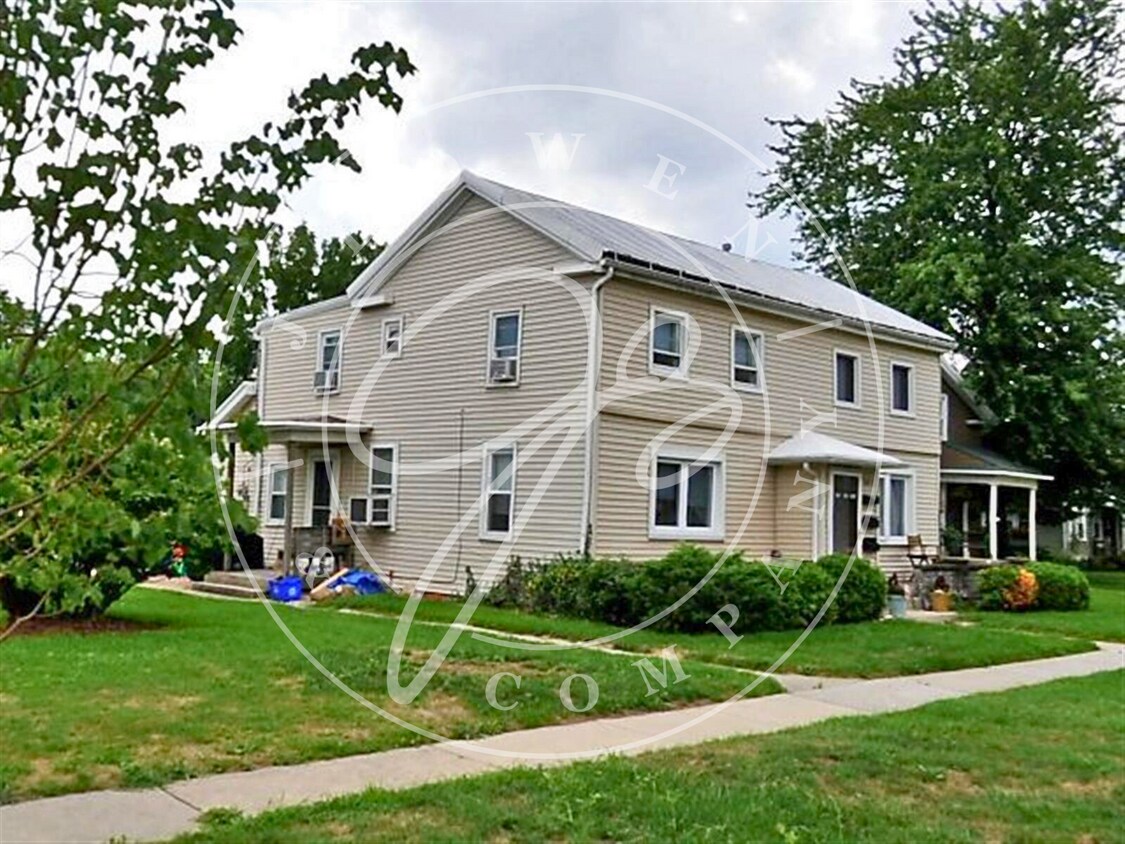 Foto principal - 2 story 2 bed with bonus room! Maumee Scho...