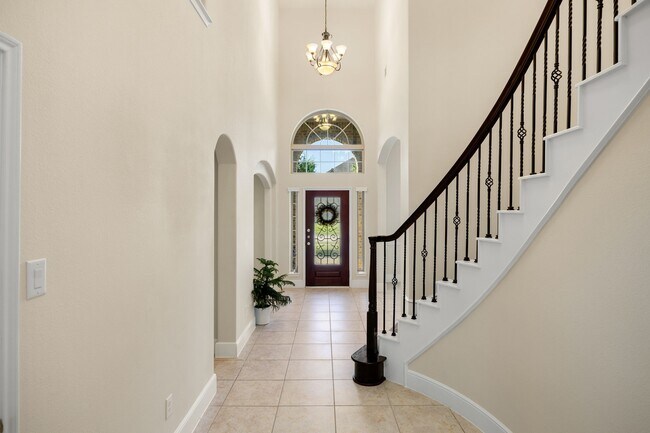 Foto del edificio - 5822 Crawford Hill Ln