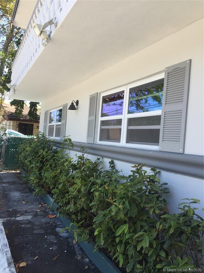 Foto del edificio - 13335 Arch Creek Rd