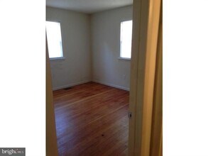 Building Photo - 95 Linden Ave