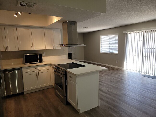 Foto del edificio - Fantastic Single Story 3 Bedroom Home - Ad...