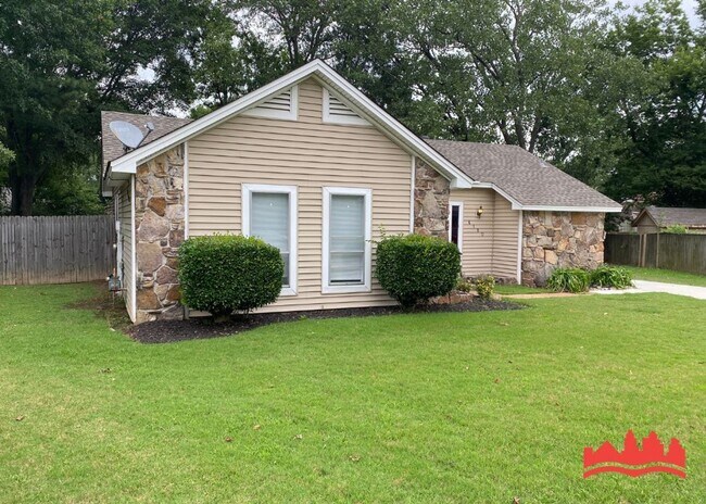 Building Photo - 6180 Springwind Cove