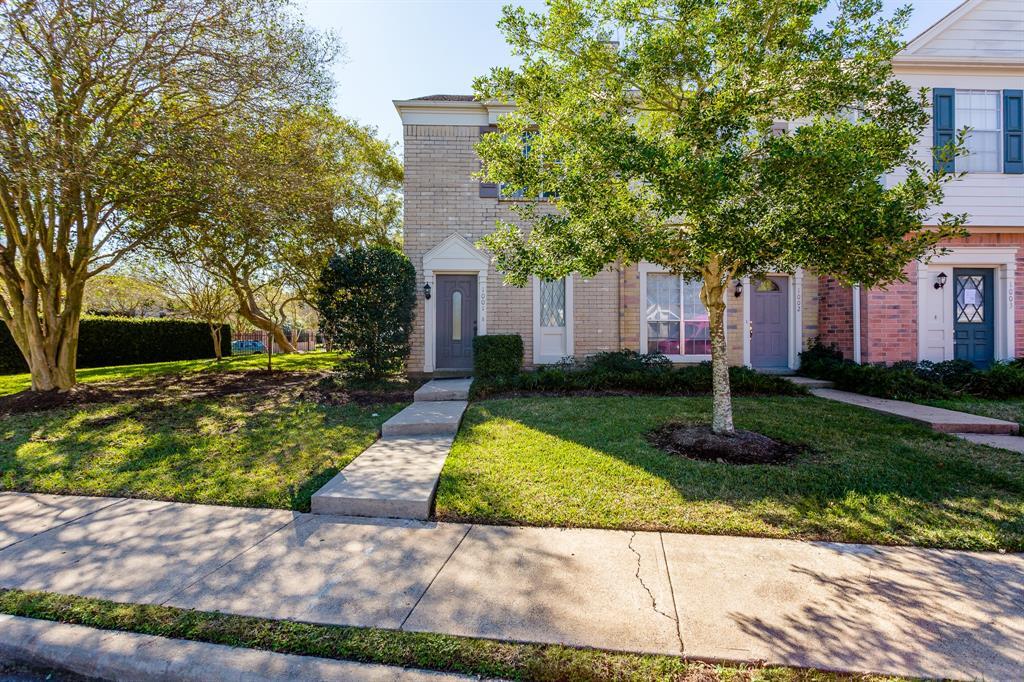 2910 Grants Lake Blvd Unit 1001, Sugar Land, TX 77479 Condo for Rent