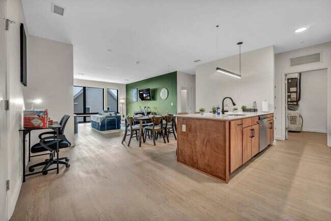 Foto del edificio - 2189 Cornell Rd