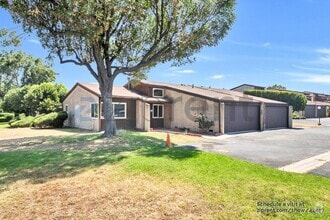 Building Photo - 10950 Saticoy St
