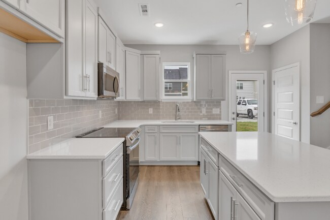 Building Photo - 407 Drakes Wy
