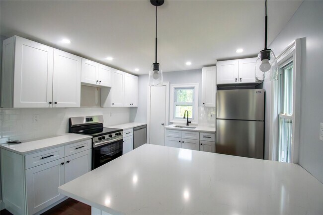 Foto del edificio - 25 Hillside Ave
