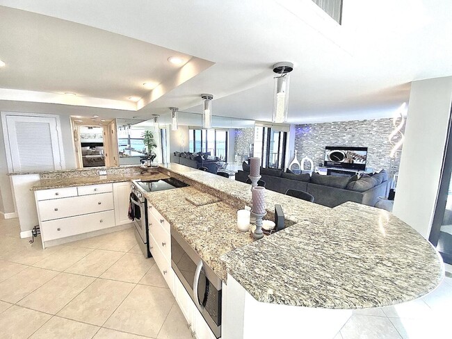 Foto del edificio - 5420 N Ocean Dr