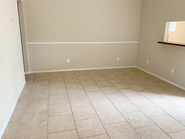 Foto del edificio - 13711 Carsa Ln